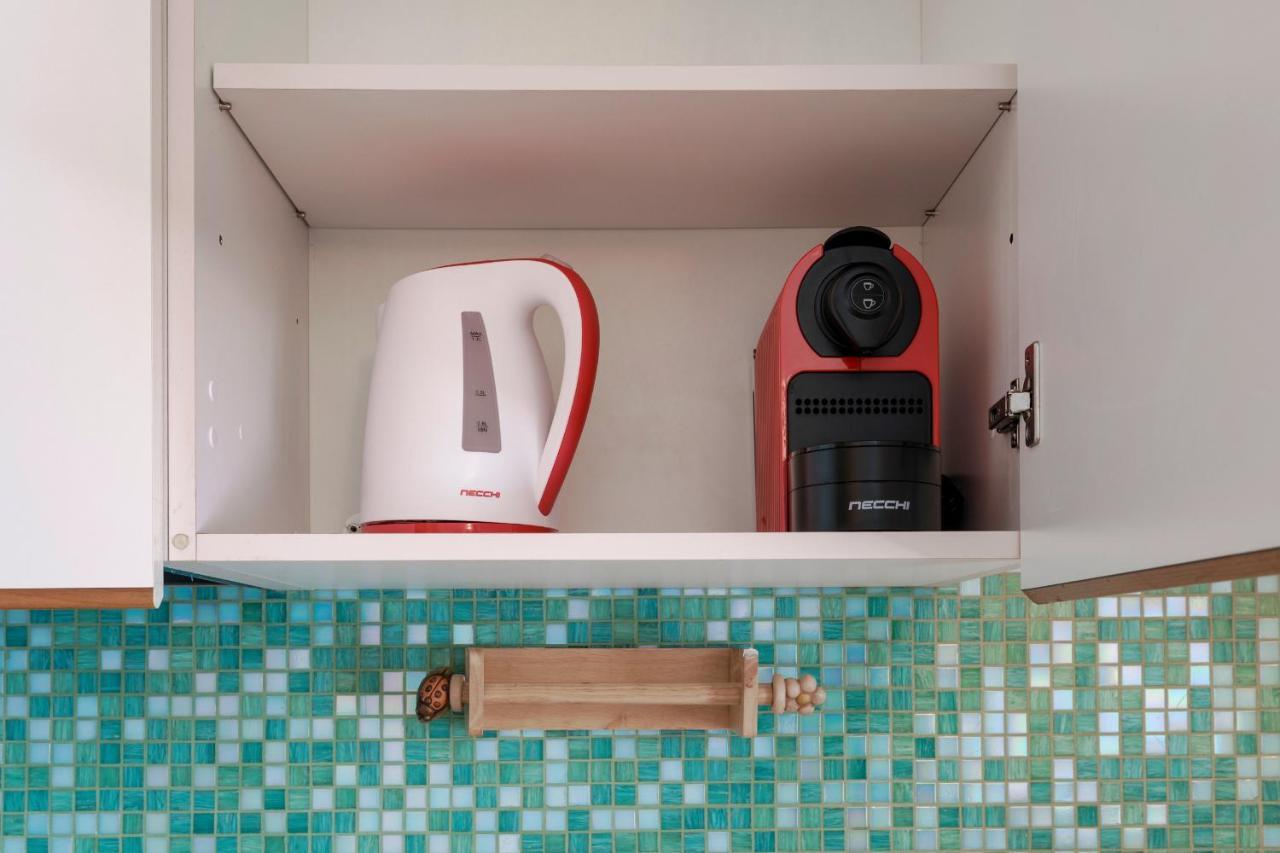 Azzurra Suite - Monolocale Con Piscina E Wifi ซีร์มิโอเน ภายนอก รูปภาพ