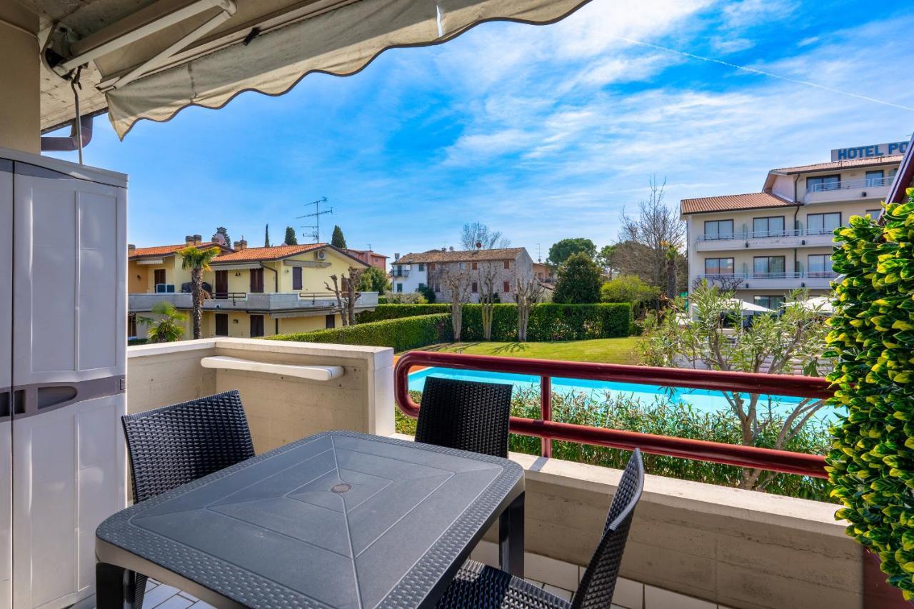 Azzurra Suite - Monolocale Con Piscina E Wifi ซีร์มิโอเน ภายนอก รูปภาพ